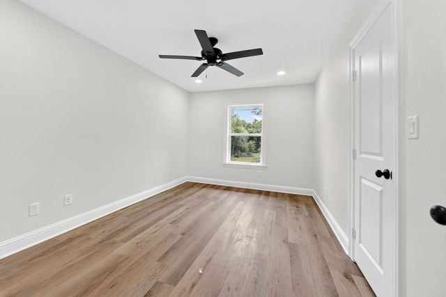 608 Bunny Rabbit Road, Athens, TX 75751