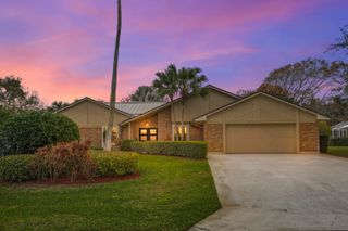 8222 SE Royal Street, Hobe Sound, FL 33455