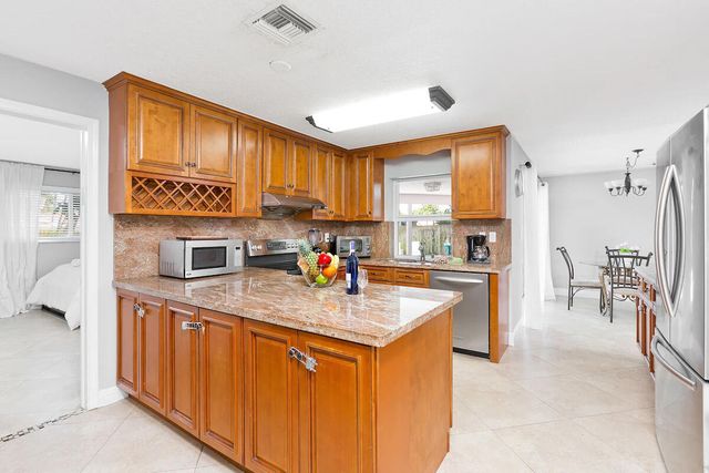 4348 NW 2nd Terrace, Boca Raton, FL 33431
