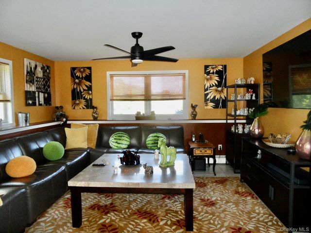 26 Winters Lane, Middletown, NY 10940