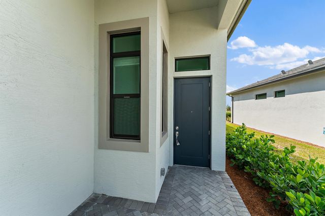 9345 SW Pepoli Way, Port St Lucie, FL 34987