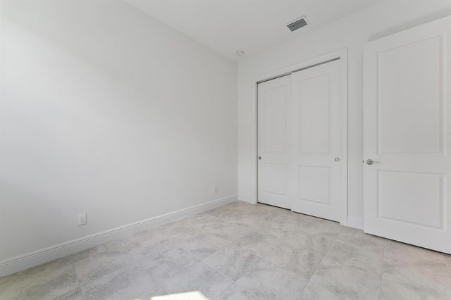 9345 SW Pepoli Way, Port St Lucie, FL 34987