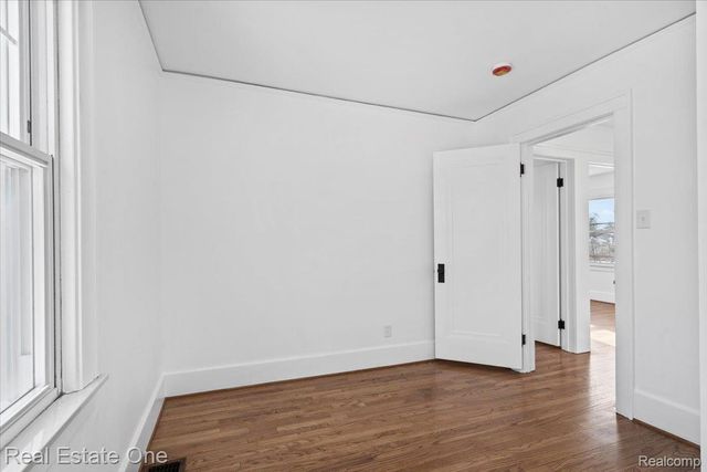 424 2nd Street, Wyandotte, MI 48192