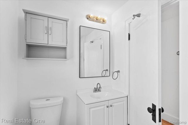 424 2nd Street, Wyandotte, MI 48192