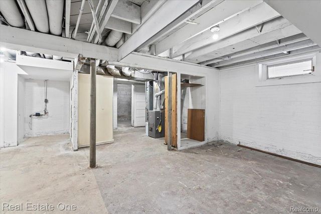 424 2nd Street, Wyandotte, MI 48192