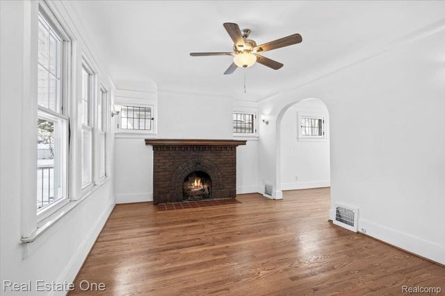 424 2nd Street, Wyandotte, MI 48192