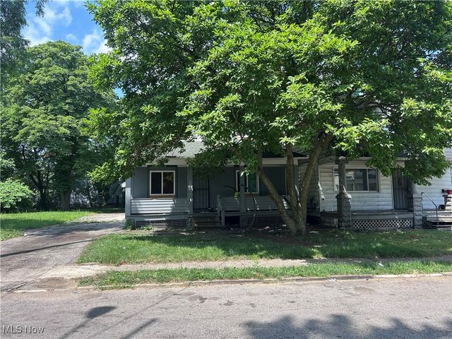 3952 E 74th Street, Cleveland, OH 44105