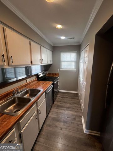 5220 Afton Way SE, Smyrna, GA 30080