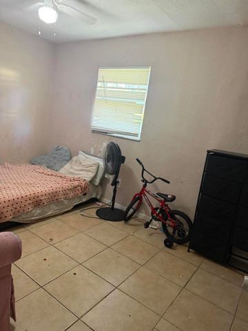 1807 Douglas Street S, Lake Worth Beach, FL 33460