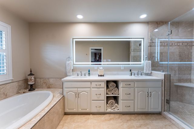 603 Panama Court, Granbury, TX 76048