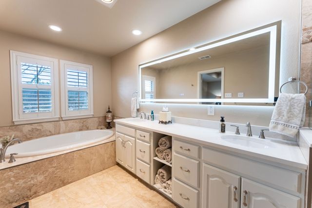 603 Panama Court, Granbury, TX 76048