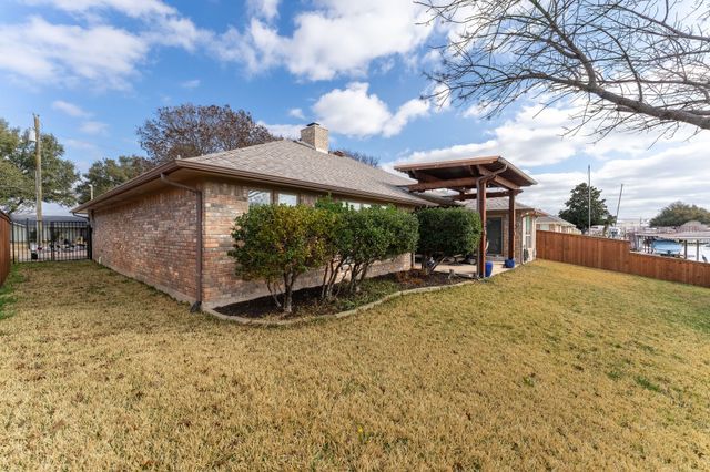 603 Panama Court, Granbury, TX 76048