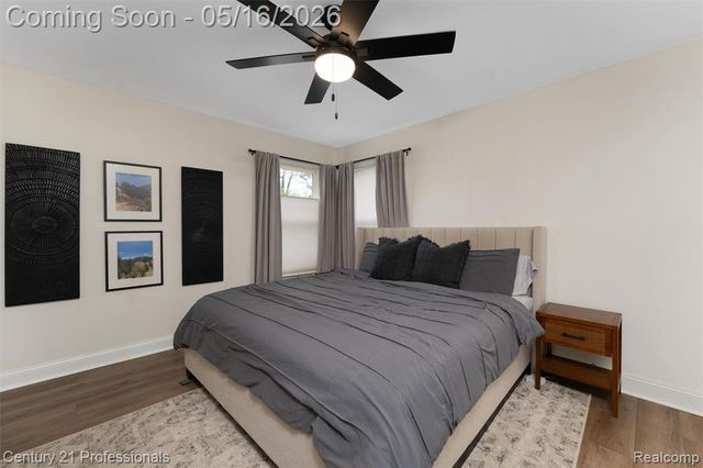 1203 Eason, Waterford, MI 48328