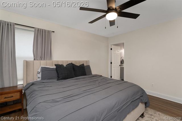 1203 Eason, Waterford, MI 48328