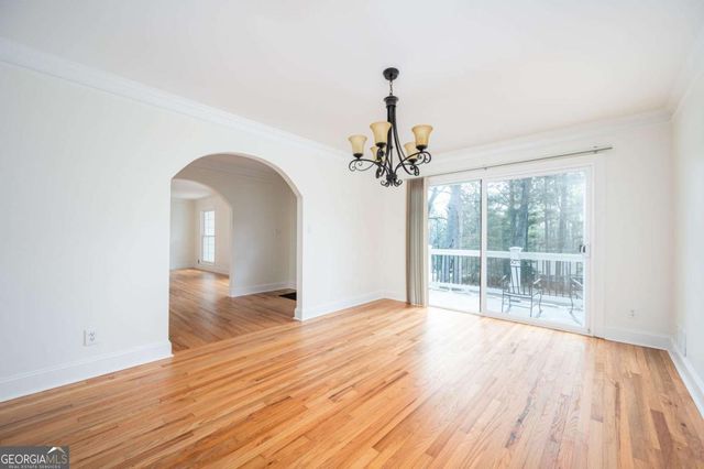 620 Spalding Drive, Sandy Springs, GA 30328