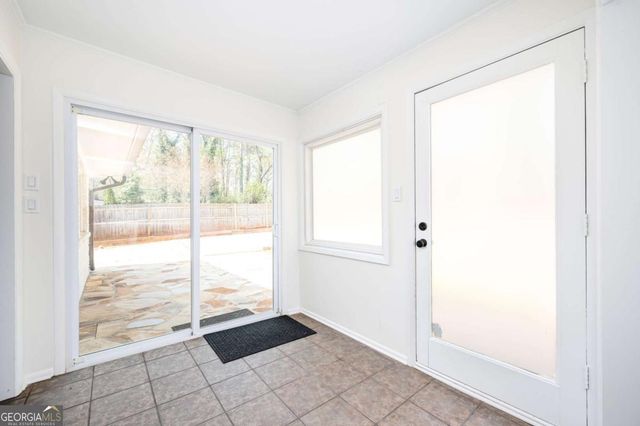 620 Spalding Drive, Sandy Springs, GA 30328