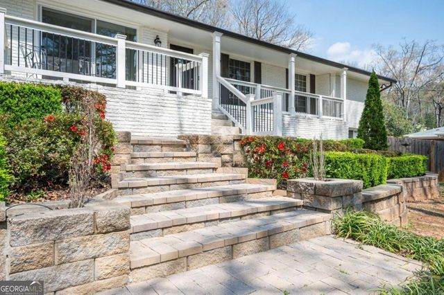 620 Spalding Drive, Sandy Springs, GA 30328