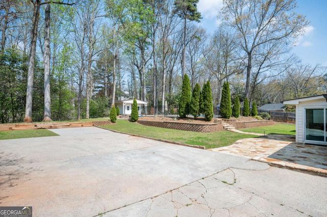 620 Spalding Drive, Sandy Springs, GA 30328