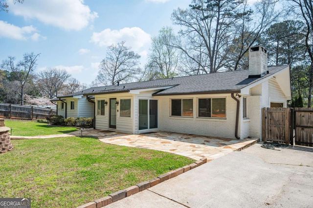 620 Spalding Drive, Sandy Springs, GA 30328