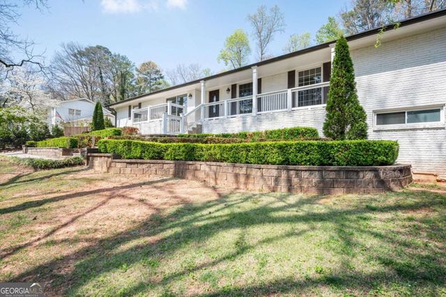 620 Spalding Drive, Sandy Springs, GA 30328