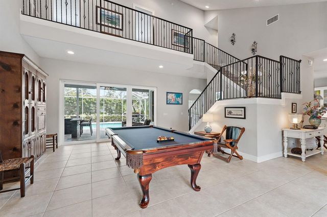 18647 SE Lakeside Way, Tequesta, FL 33469