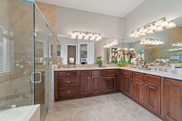 18647 SE Lakeside Way, Tequesta, FL 33469