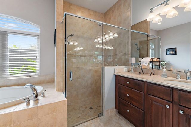 18647 SE Lakeside Way, Tequesta, FL 33469