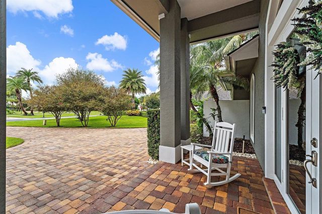 18647 SE Lakeside Way, Tequesta, FL 33469