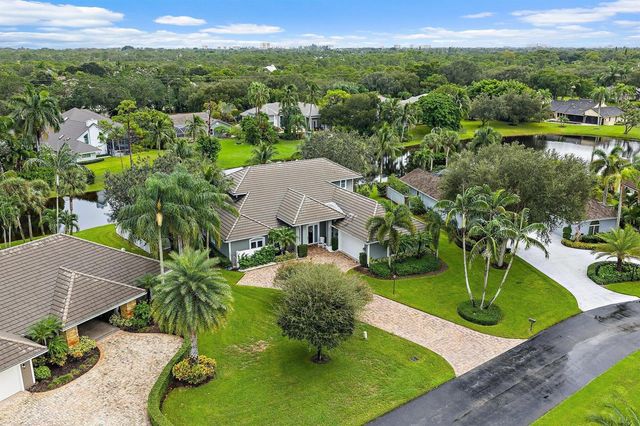 18647 SE Lakeside Way, Tequesta, FL 33469