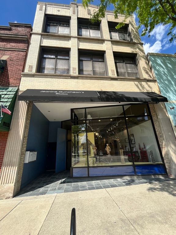 7349 Madison Street G, Forest Park, IL 60130