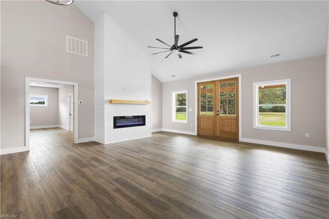 10391 Ivor RD, Ivor, VA 23866