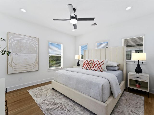 2582 W Tidwell Road, Houston, TX 77091