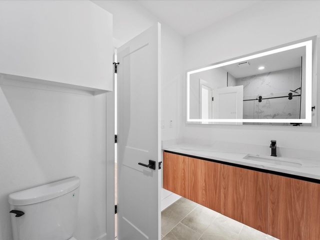 2582 W Tidwell Road, Houston, TX 77091