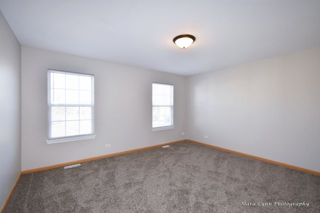 2824 Wheatland Court, Naperville, IL 60564