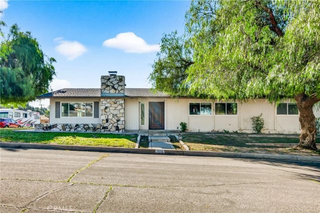 1105 E 42nd, San Bernardino, CA 92404