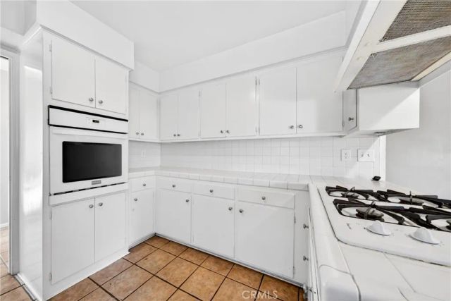 1105 E 42nd, San Bernardino, CA 92404