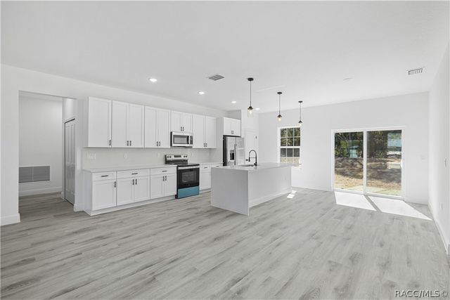 8839 N Joann Drive, Citrus Springs, FL 34434