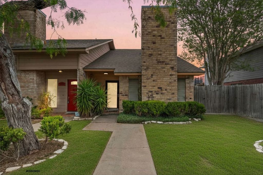 6638 Long Meadow Dr D, Corpus Christi, TX 78413