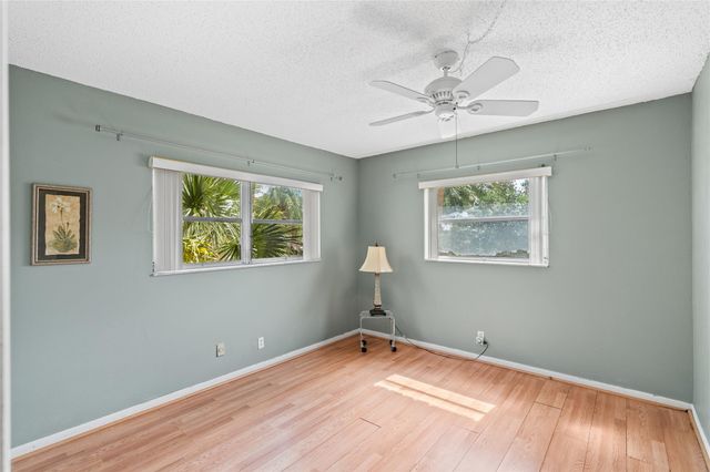 1 Abbey Lane 201, Delray Beach, FL 33446