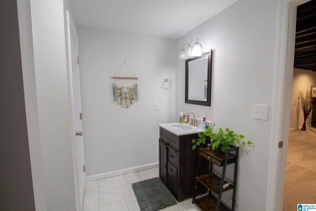 504 LANCE WAY, Birmingham, AL 35206