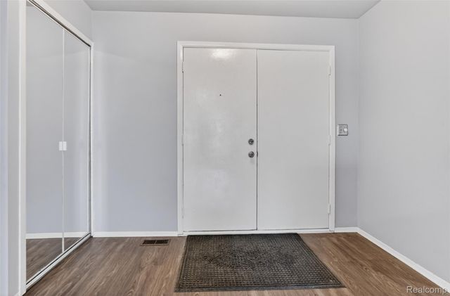 36878 Samoa Drive, Sterling Heights, MI 48312