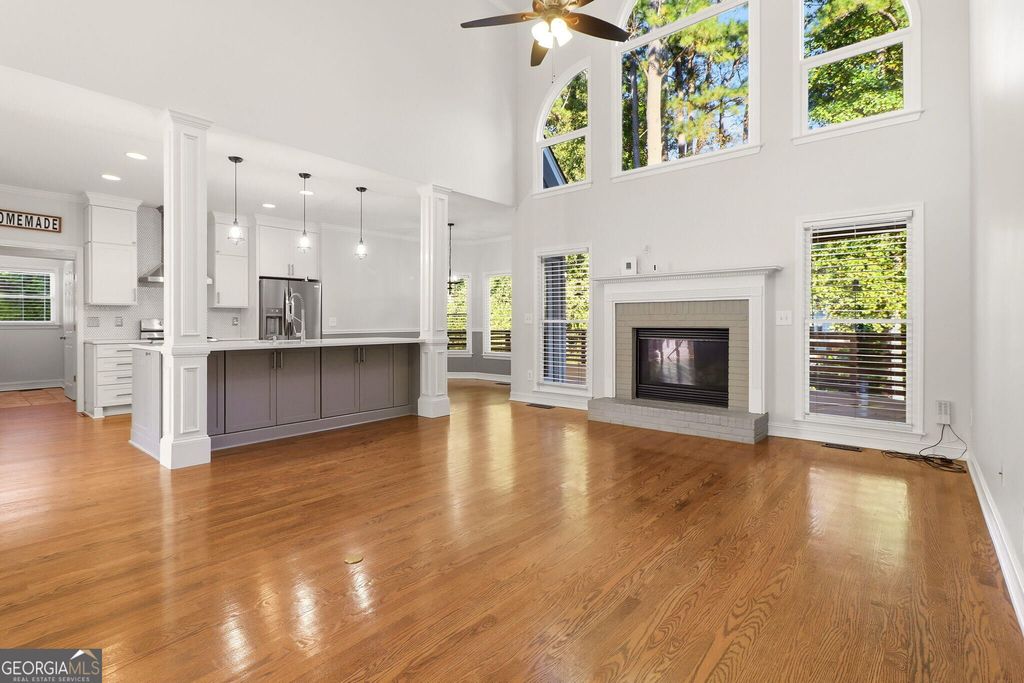 200 Maple Creek Chase, Woodstock, GA 30188 — photo 4