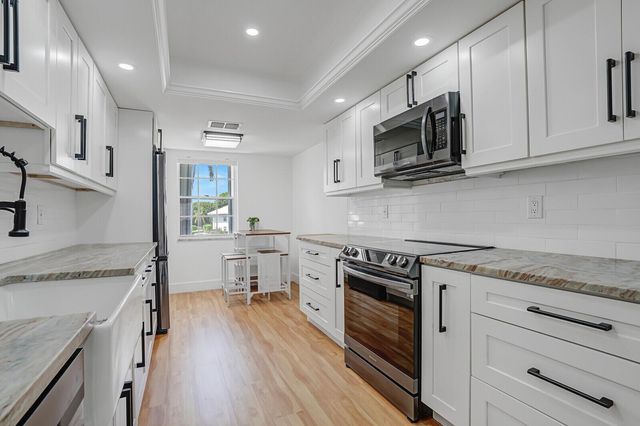 1210 Sugar Sands Drive 243, Singer Island, FL 33404