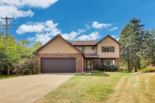 552 Irvington Court, Bartlett, IL 60103