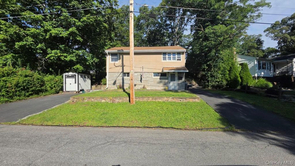 30 Villa Parkway, Highland Falls, NY 10928 — exterior