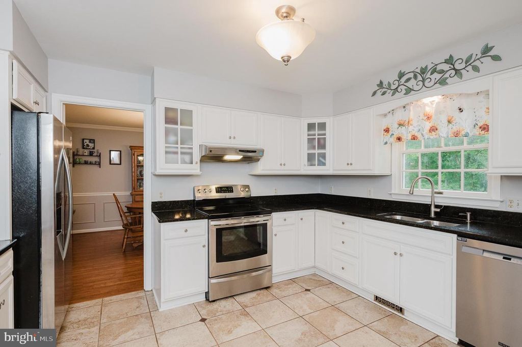 Image 17 of property listing at 922 DELRAY DR, Forest Hill, MD 21050