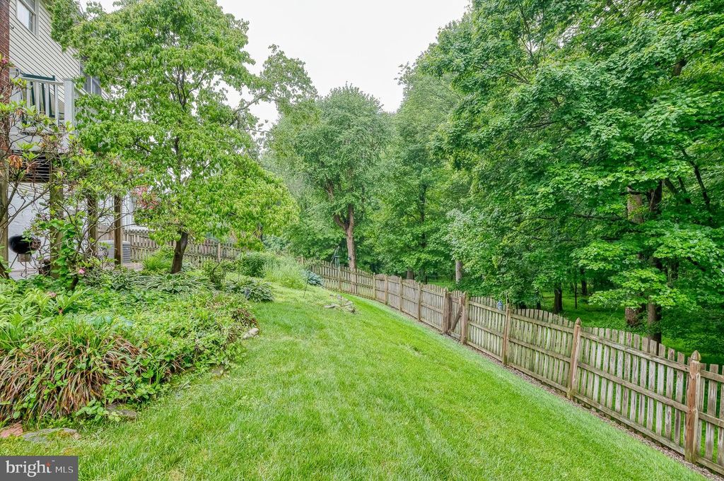 Image 54 of property listing at 922 DELRAY DR, Forest Hill, MD 21050