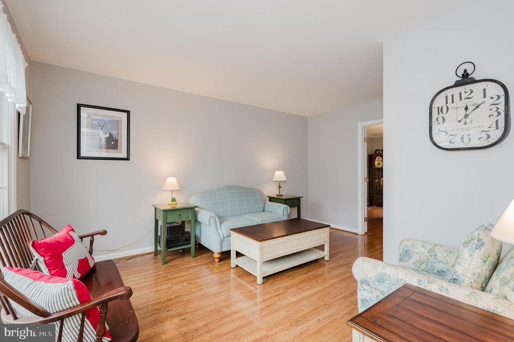 Image 7 of property listing at 922 DELRAY DR, Forest Hill, MD 21050