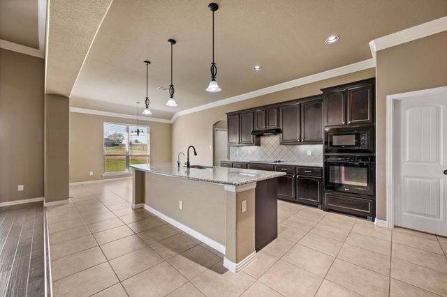 282 Heather Lane, Decatur, TX 76234