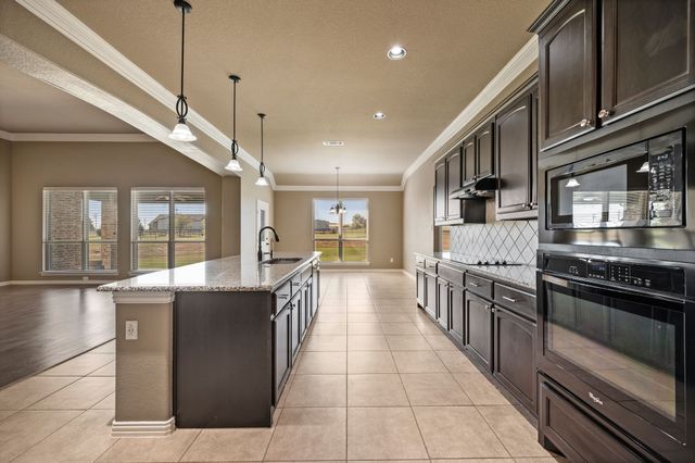 282 Heather Lane, Decatur, TX 76234